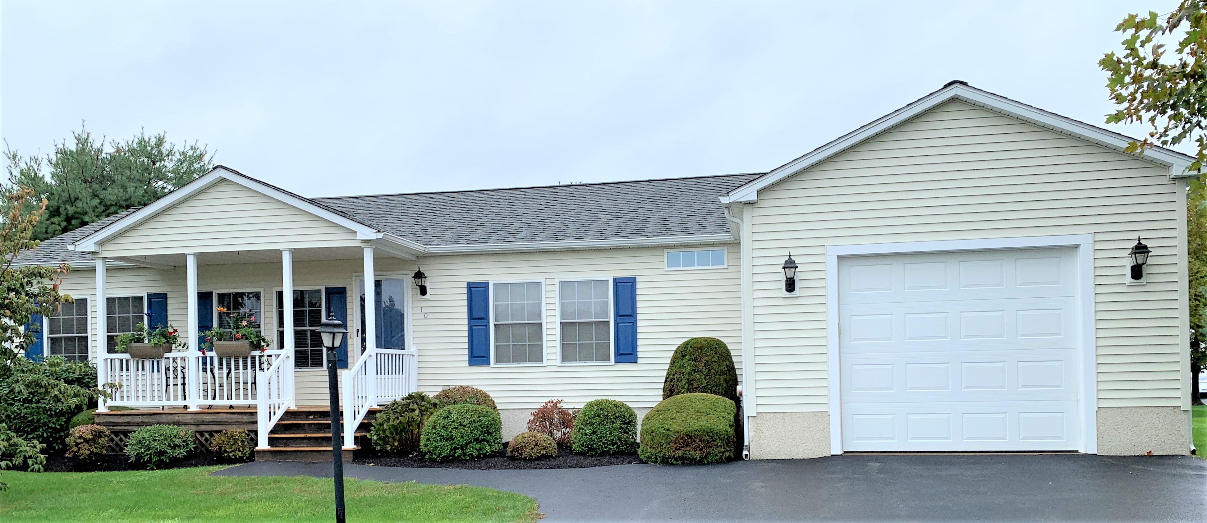 Stone Meadow Bridgewater’s newest 55+ community.