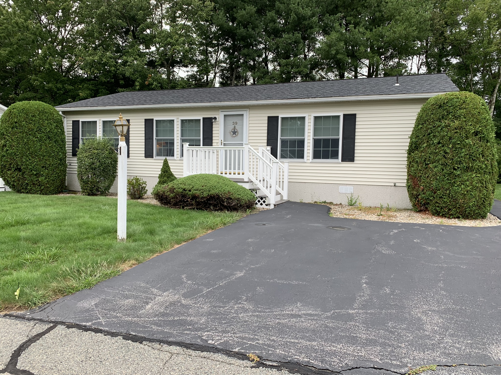 High Pond Estates Bridgewater’s first 55+ community.